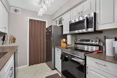 2300 NW 33rd Street #904, Oakland Park, FL 33309 - Photo 5
