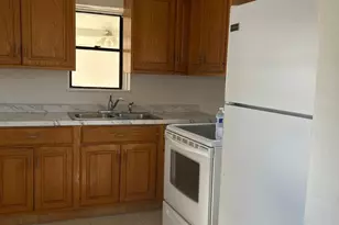 940 19th St, Vero Beach, FL 32960 - Photo 13