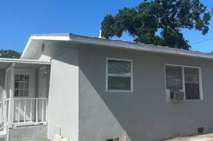 940 19th St, Vero Beach, FL 32960 - Photo 3