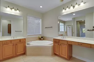 8605 Tompson Point Rd, Port Saint Lucie, FL 34986 - Photo 33