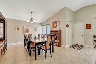 8630 Bridle Path Ct, Davie, FL 33328 - Photo 13