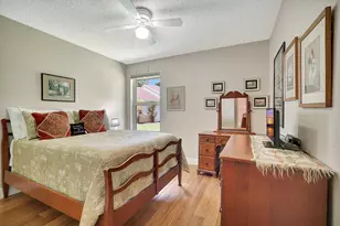 8630 Bridle Path Ct, Davie, FL 33328 - Photo 27