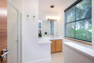 540 NE 7th Ave, Fort Lauderdale, FL 33301 - Photo 17