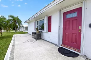 2116 SW 22nd Ct, Boynton Beach, FL 33426 - Photo 3