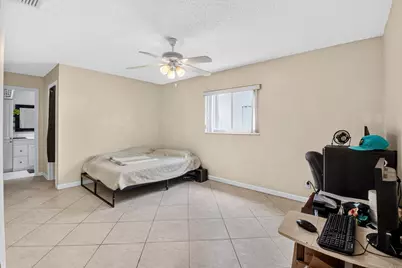 2116 SW 22nd Court, Boynton Beach, FL 33426 - Photo 7