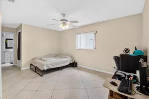 2116 SW 22nd Ct, Boynton Beach, FL 33426 - Photo 7