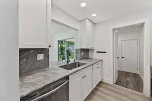1190 NW 90th Ave, Plantation, FL 33322 - Photo 3