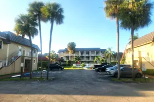 501 SE 8th St, Deerfield Beach, FL 33441 - Photo 17
