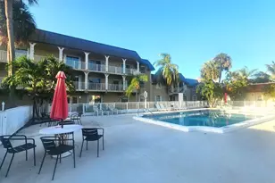 501 SE 8th St, Deerfield Beach, FL 33441 - Photo 1