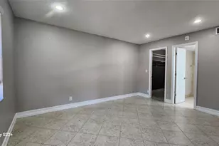 501 SE 8th St, Deerfield Beach, FL 33441 - Photo 7