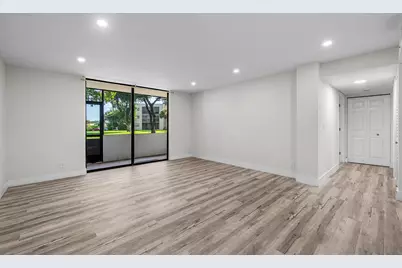 5190 Las Verdes Circle #105, Delray Beach, FL 33484 - Photo 3