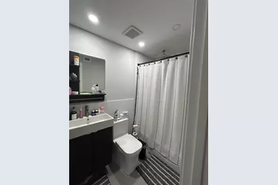 1390 E Golfview Drive, Pembroke Pines, FL 33026 - Photo 27