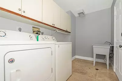 11551 SW 11th Street, Pembroke Pines, FL 33025 - Photo 29
