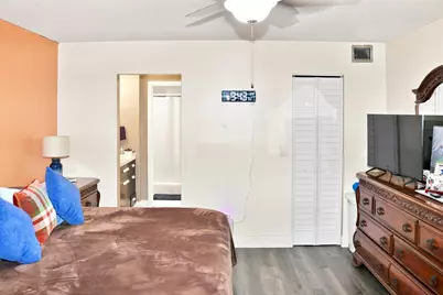 6575 W Oakland Park Boulevard #101, Lauderhill, FL 33313 - Photo 23