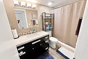 6575 W Oakland Park Blvd, Lauderhill, FL 33313 - Photo 17