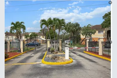 3700 N 56th Avenue #1030, Hollywood, FL 33021 - Photo 13