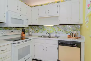 41 Woodland Dr, Vero Beach, FL 32962 - Photo 9