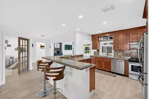 520 SE 14th St, Pompano Beach, FL 33060 - Photo 3
