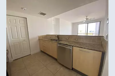 511 Lucerne Avenue #313, Lake Worth Beach, FL 33460 - Photo 11