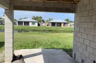 31 Mariposa Ln, Port Saint Lucie, FL 34952 - Photo 1