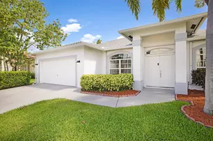 1422 Fairway Cir, Greenacres, FL 33413 - Photo 5
