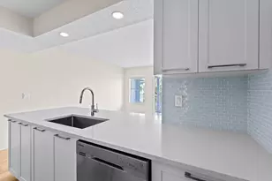 286 Cypress Point Dr, Palm Beach Gardens, FL 33418 - Photo 7