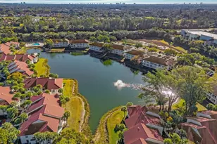 286 Cypress Point Dr, Palm Beach Gardens, FL 33418 - Photo 29