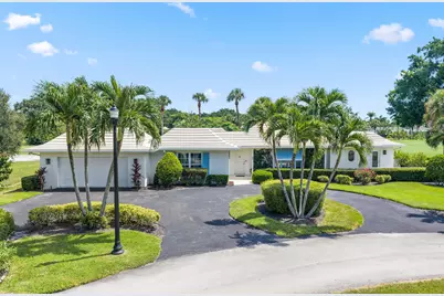 4 Country Club Circle, Village of Golf, FL 33436 - Photo 3