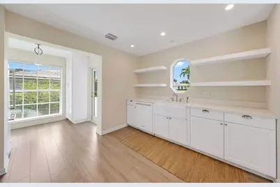 4 Country Club Circle, Village of Golf, FL 33436 - Photo 13