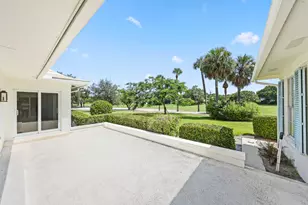 4 Country Club Cir, Village of Golf, FL 33436 - Photo 25