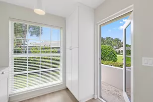 4 Country Club Cir, Village of Golf, FL 33436 - Photo 13