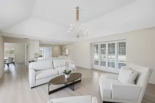 4 Country Club Cir, Village of Golf, FL 33436 - Photo 7