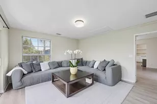 4 Country Club Cir, Village of Golf, FL 33436 - Photo 19