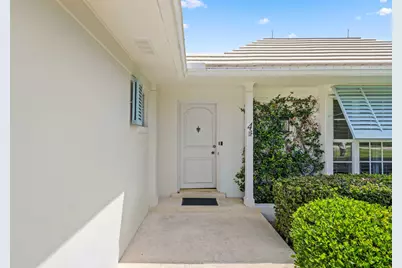 4 Country Club Circle, Village of Golf, FL 33436 - Photo 5