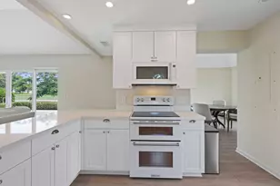 4 Country Club Cir, Village of Golf, FL 33436 - Photo 9