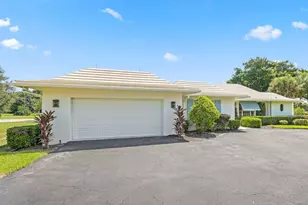 4 Country Club Cir, Village of Golf, FL 33436 - Photo 29