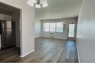 43 Easthampton B, West Palm Beach, FL 33417 - Photo 9
