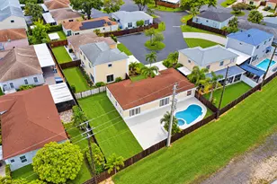 22258 SW 98th Pl, Cutler Bay, FL 33190 - Photo 19