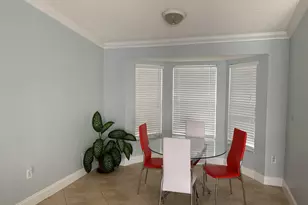 22258 SW 98th Pl, Cutler Bay, FL 33190 - Photo 3