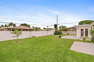 2775 NE 5th Ave, Boca Raton, FL 33431 - Photo 17