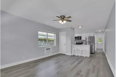 112 Sandal Lane #4, Palm Beach Shores, FL 33404 - Photo 3