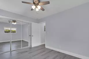 112 Sandal Ln, Palm Beach Shores, FL 33404 - Photo 9
