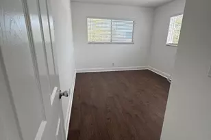 510 Lake Shore Dr, Lake Park, FL 33403 - Photo 5