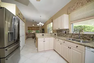 10052 Diamond Lake Dr, Boynton Beach, FL 33437 - Photo 5