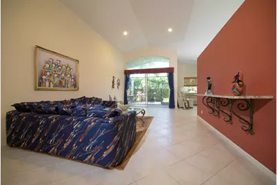 10052 Diamond Lake Drive, Boynton Beach, FL 33437 - Photo 7