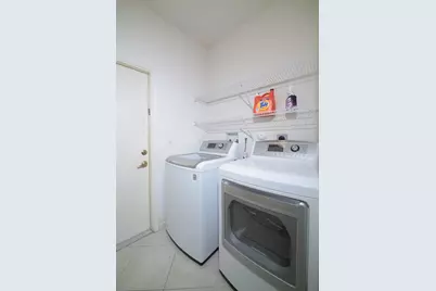 10052 Diamond Lake Drive, Boynton Beach, FL 33437 - Photo 19