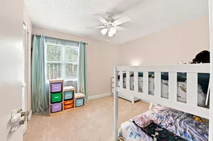 10666 NW 2nd Pl, Coral Springs, FL 33071 - Photo 27