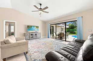 10666 NW 2nd Pl, Coral Springs, FL 33071 - Photo 11