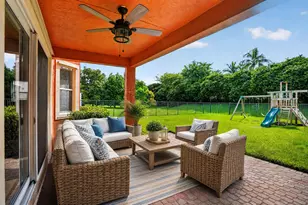 9135 Dupont Pl, Wellington, FL 33414 - Photo 19