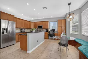 9135 Dupont Pl, Wellington, FL 33414 - Photo 13